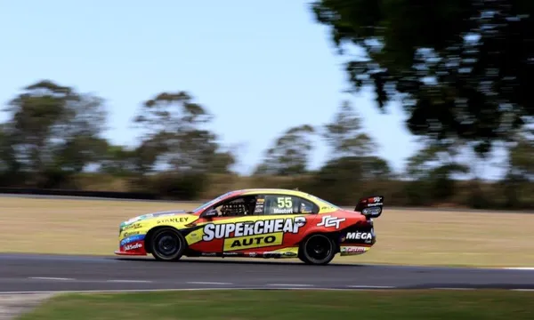 V8 Supercar Driving Experience - 5 Laps - Norwell Motorplex
