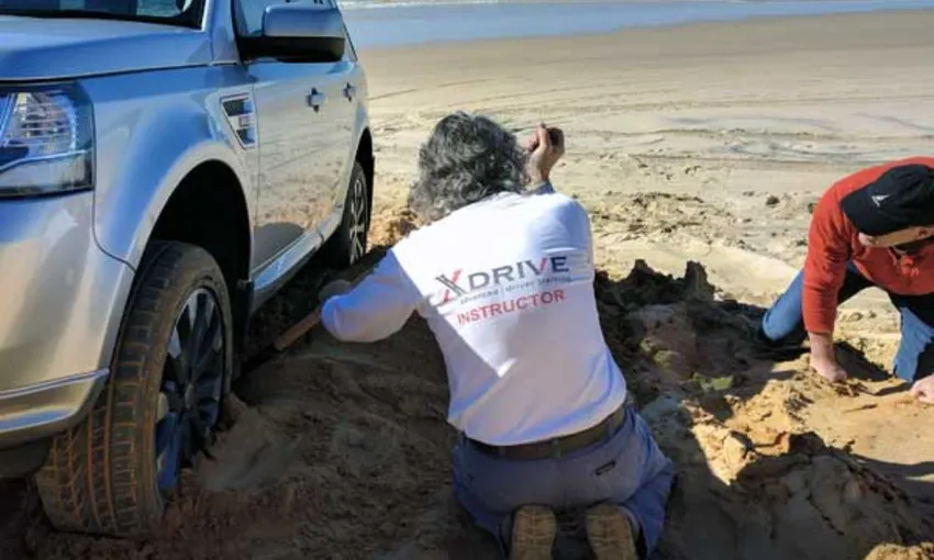 4WD Sand Driving Course - Full Day - Sunshine Coast