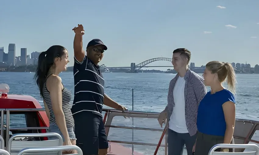 Hop On Hop Off Sydney Harbour Explorer Cruise