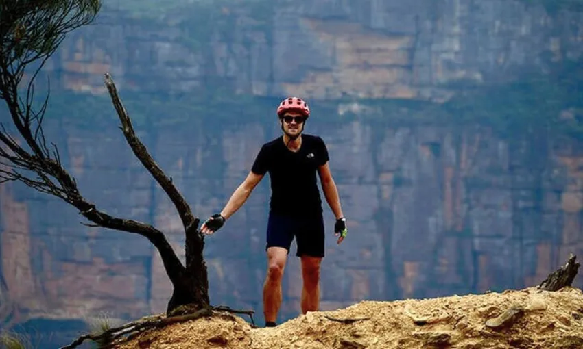 Blue Mountains Hanging Rock Self Guided E-Bike Hire 