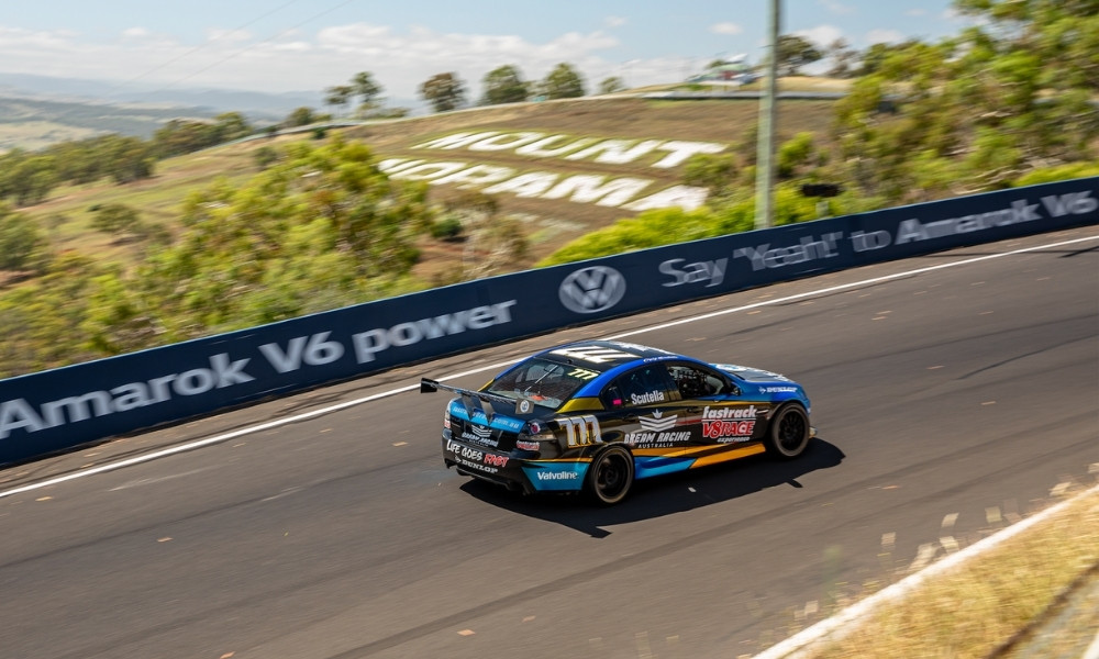 V8 Race Car Experience - 4 Lap Drive, Bathurst Special Event - Mount Panorama