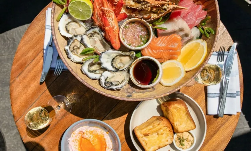 Seaplane Flight & Lunch - 30 Minute Flight For 2 - Rose Bay, Sydney Harbour