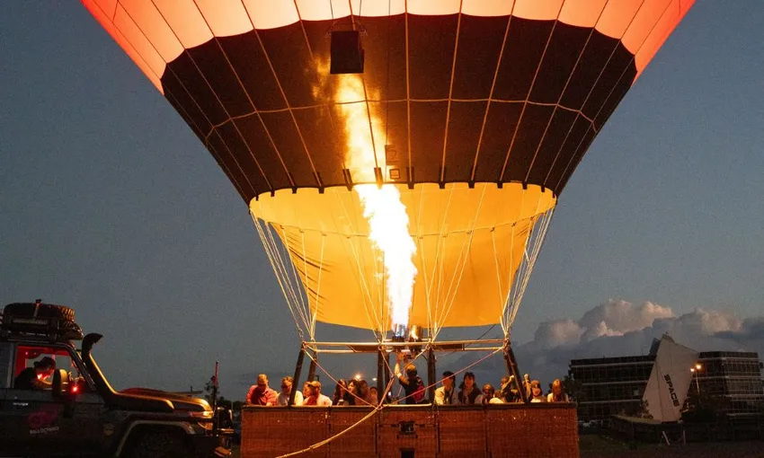 Gold Coast Hot Air Balloon Flight | Experience Oz