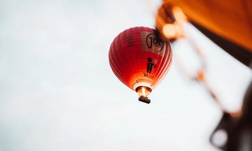 Gold Coast Hot Air Balloon Flight | Experience Oz