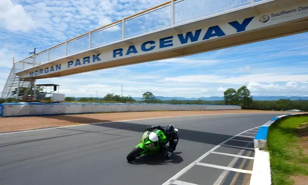 Motorcycle Track Day On Your Own Bike - Morgan Park Raceway WEEKDAY PACKAGE