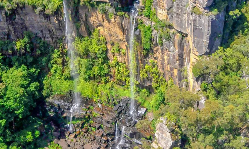 Wollongong Waterfall Discovery Helicopter Ride, 25 Minutes