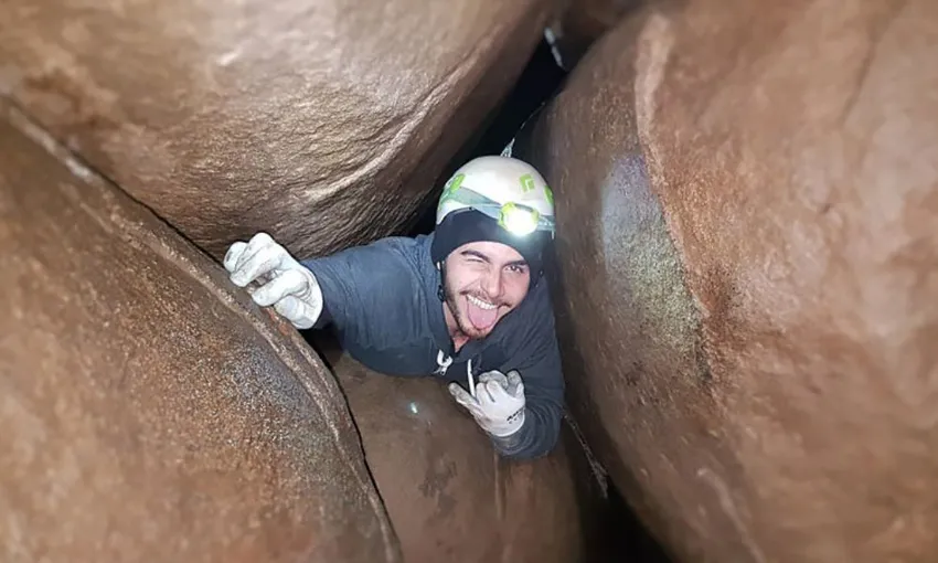 Wonga Park White Water Rafting & Caving Day 