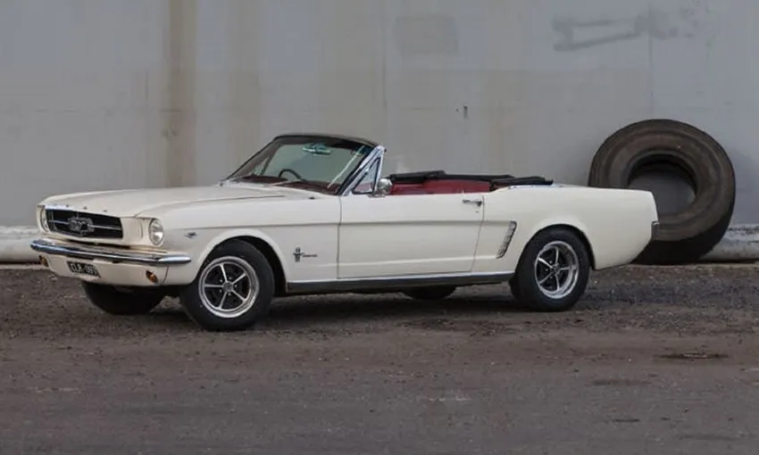 Moorabbin 1965 Ford Mustang Convertible Car Hire, 6 Hours, Midweek