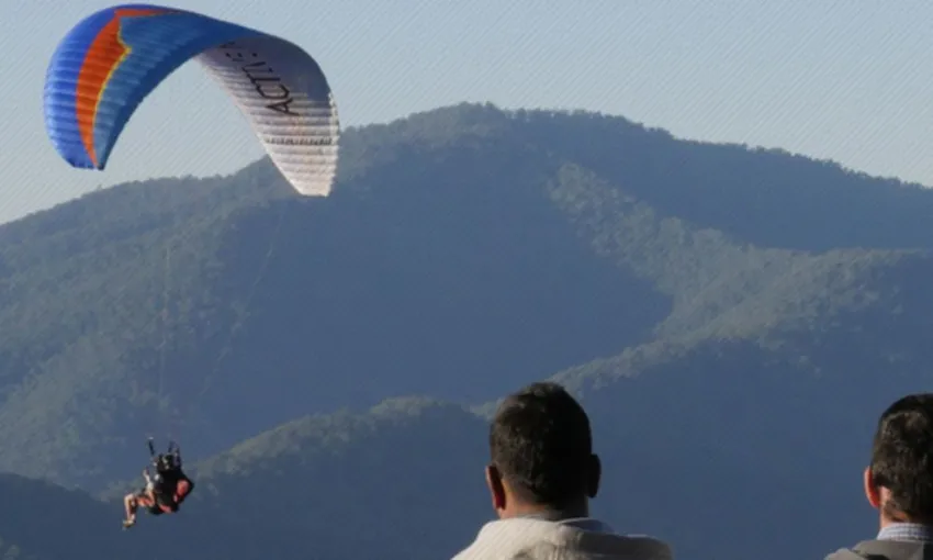 Paragliding Tandem Flight, 30 Minutes - Bright, Victoria