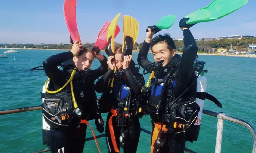Melbourne Scuba Diving - Book Now | Experience Oz