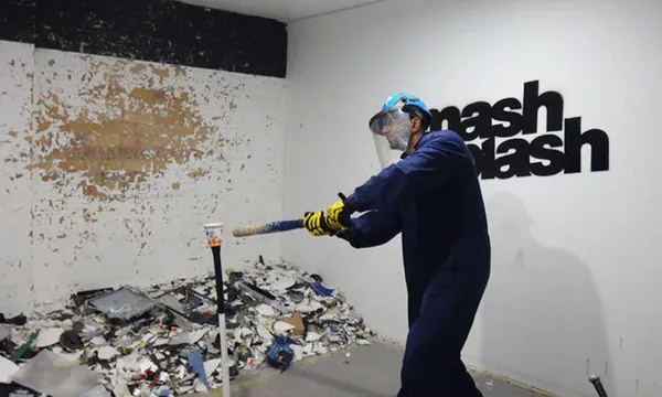 Melbourne Smash and Splash Room Experience for 2