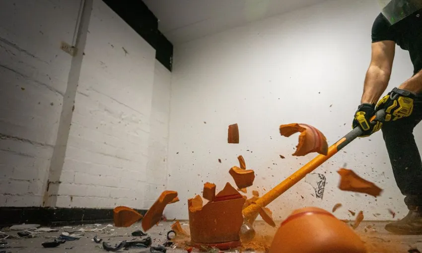 Melbourne Smash and Splash Room Experience for 2