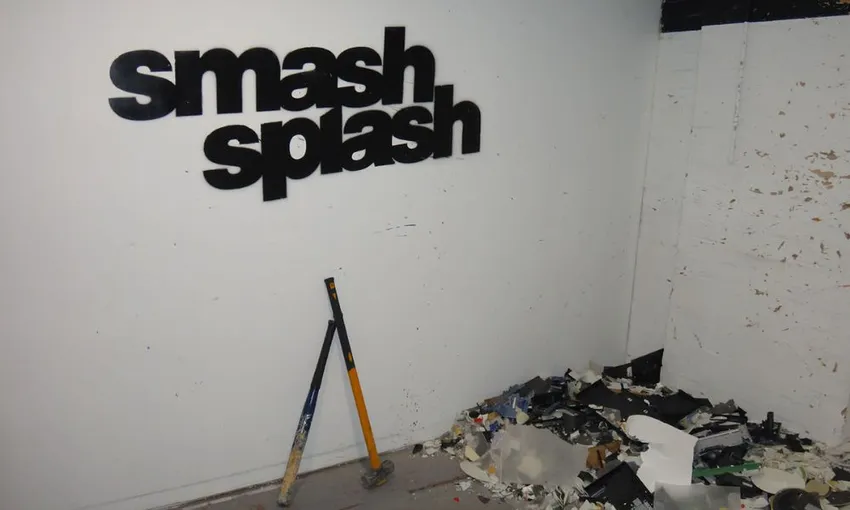 Melbourne Smash and Splash Room Experience for 2