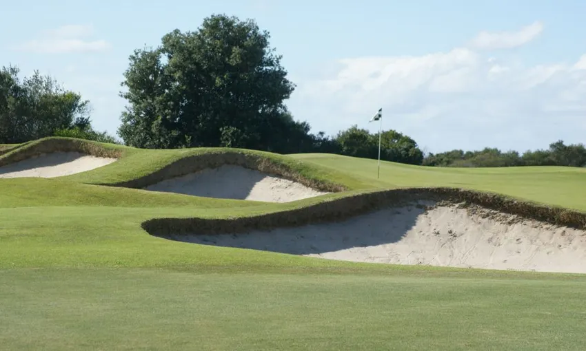  Sydney Golf Round on a Championship Course with Cart Hire - For 4