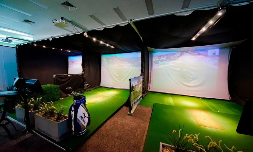 Melbourne Golf Simulator, 1 Month Membership and 30 Minute Lesson