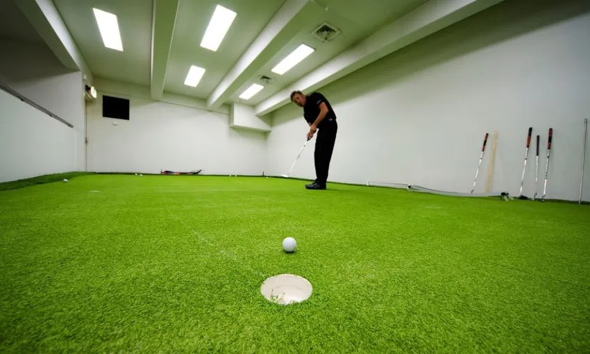Melbourne Golf Simulator, 1 Month Membership and 30 Minute Lesson