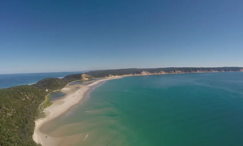 Noosa Stand Up Paddling and 4WD Adventure