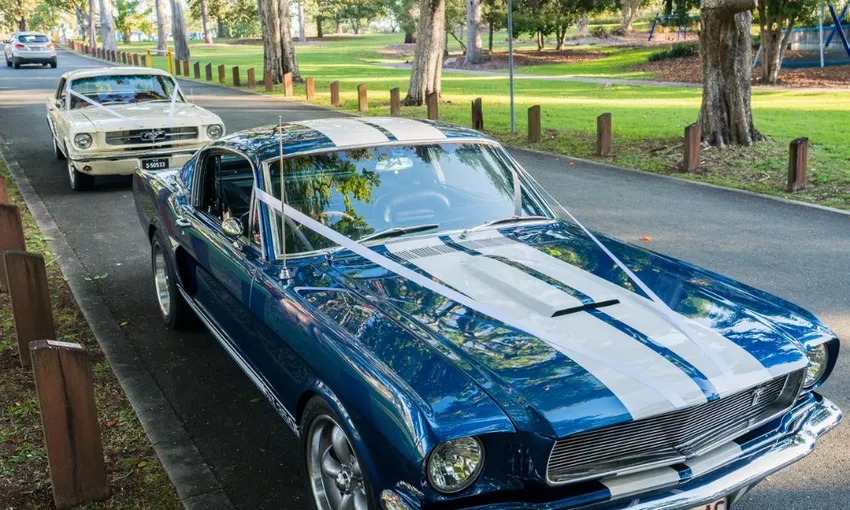 Mustang Cruise with Wine Tasting at Sirromet - For 2