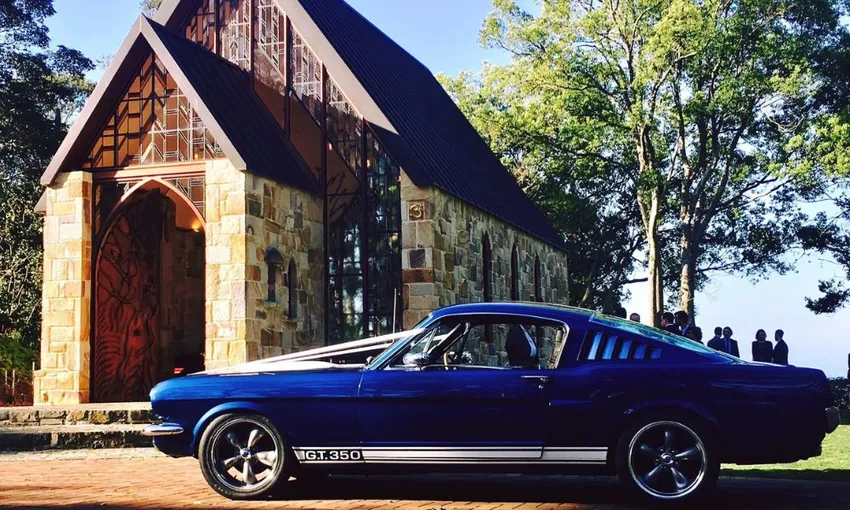 Mustang Cruise with Wine Tasting at Sirromet - For 2
