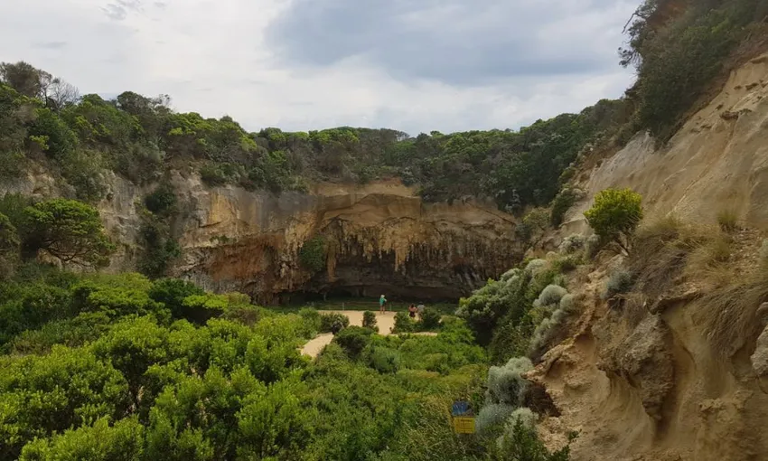 Great Ocean Road and 12 Apostles Bus Tour, Departs  Melbourne