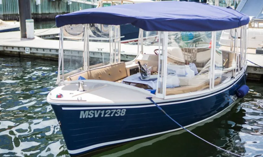 Yarra River Self-Drive Boat Hire, 2 Hours