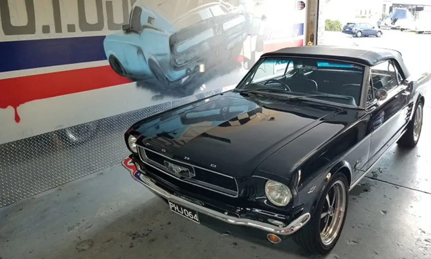 Moorabbin 1966 Ford Mustang Convertible Car Hire, 6-hours, Midweek