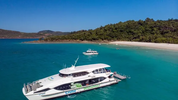 Whitsunday and Whitehaven Beach Cruise, Half Day - Airlie Beach