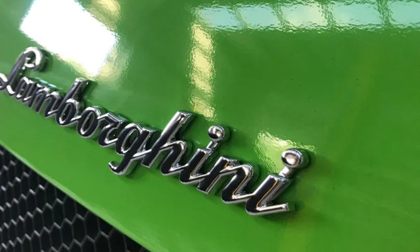 Melbourne Drive a Lamborghini, 30 Minutes