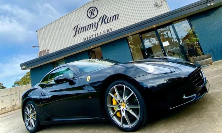 Melbourne Drive a Ferrari, 30 Minutes 