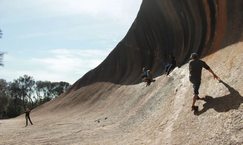Perth to Wave Rock Scenic Flight Tour, Half Day – For 2