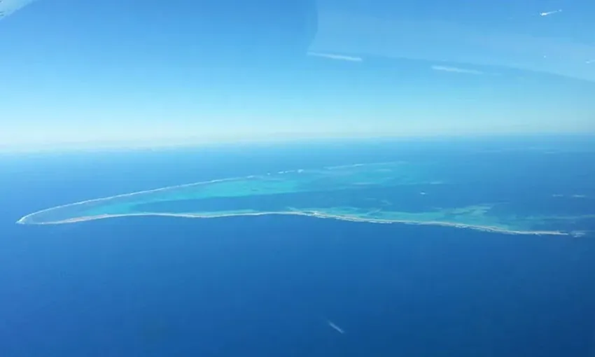 Abrolhos Island Scenic Flight & Snorkel Full Day Tour