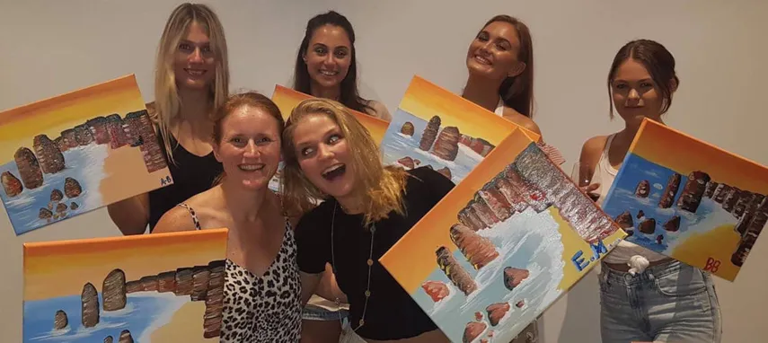 Brisbane Paint and Sip Evening - Book Now | Experience Oz