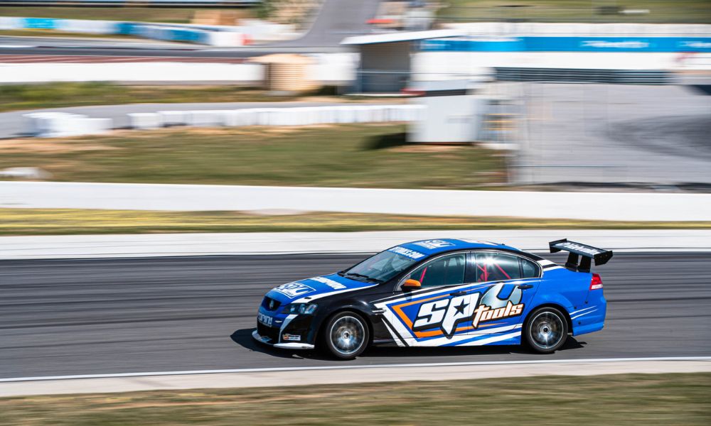 Perth V8 Race Car Drive, 11 Laps