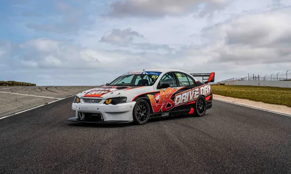 V8 9 Lap Race Car Ride & Drive Combo - Perth