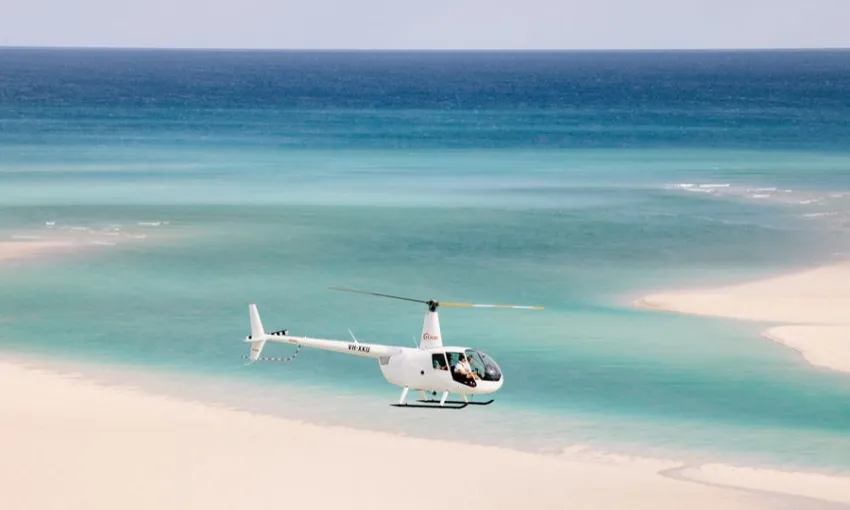 Pearls and Coast Scenic Flight & Pearl Farm Tour