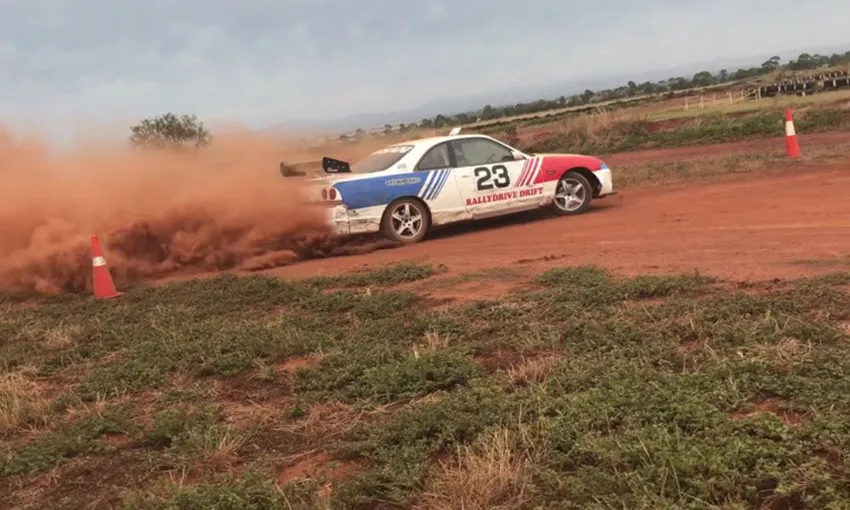 Melbourne Drifting Challenge in Skyline & Commodore, 10 Lap Drive & 1 Hot Lap
