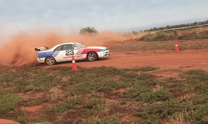 Melbourne Drifting Challenge in Skyline & Commodore, 10 Lap Drive & 1 Hot Lap