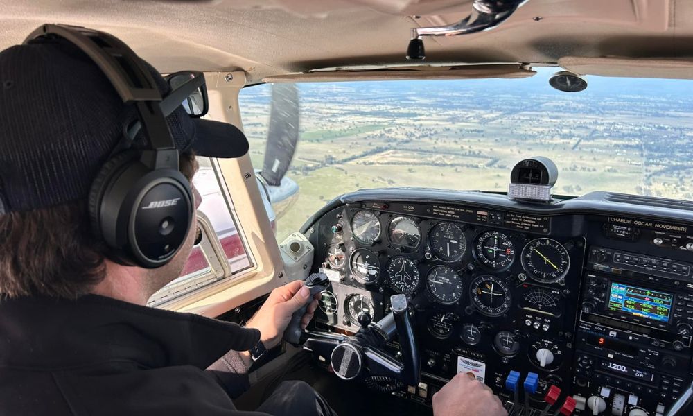 Albury Flying Lesson, 30 Minutes 