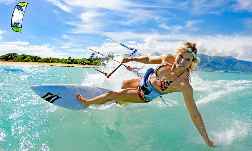 St Kilda Beach Full Day Private Kiteboarding Lesson with $500 Voucher