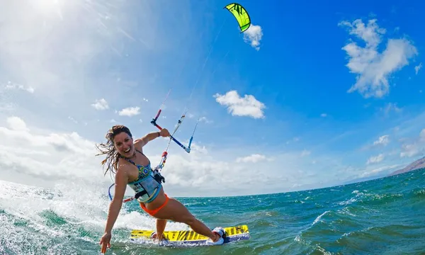 St Kilda Beach Full Day Private Kiteboarding Lesson with $500 Voucher