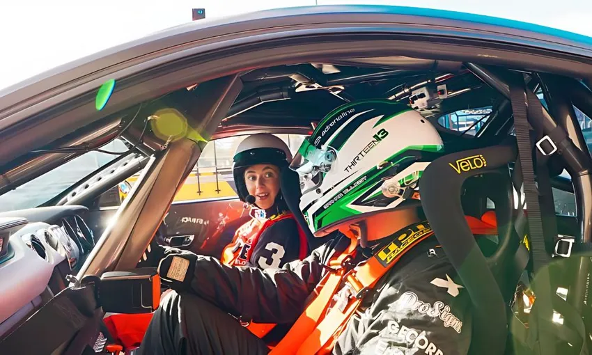 2 Front Seat V8 Hot Laps with John Bowe - Sydney 