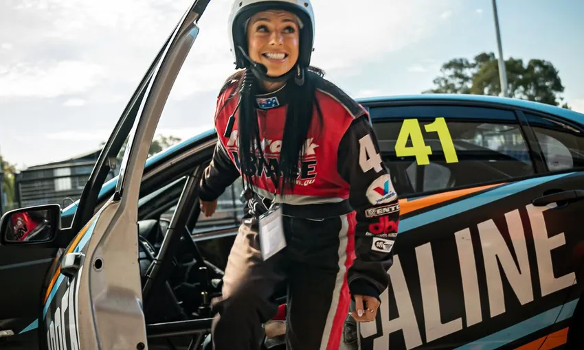 V8 8 Lap Drive & 2 Hot Lap Combo - Eastern Creek, Sydney