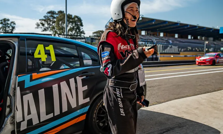 V8 8 Lap Drive & 2 Hot Lap Combo - Eastern Creek, Sydney