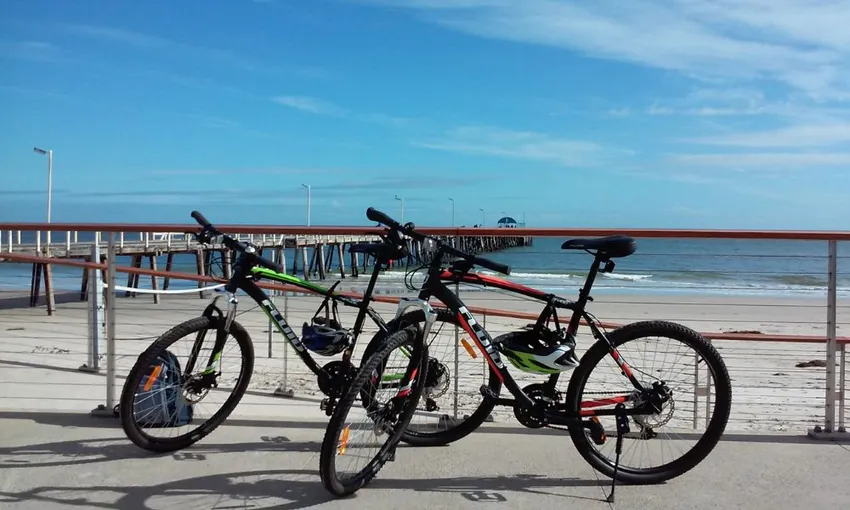 Adelaide Explorer Bike Tour with Brunch