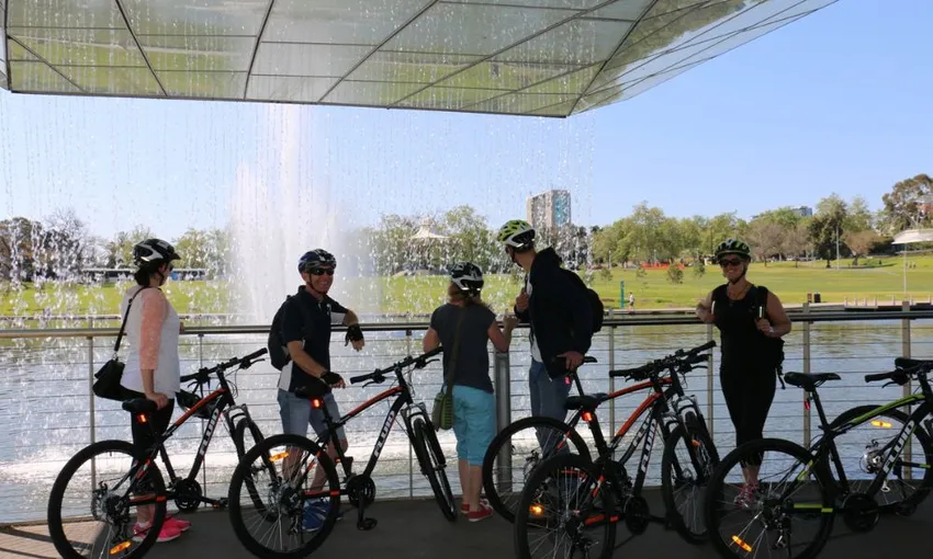Adelaide Explorer Bike Tour with Brunch