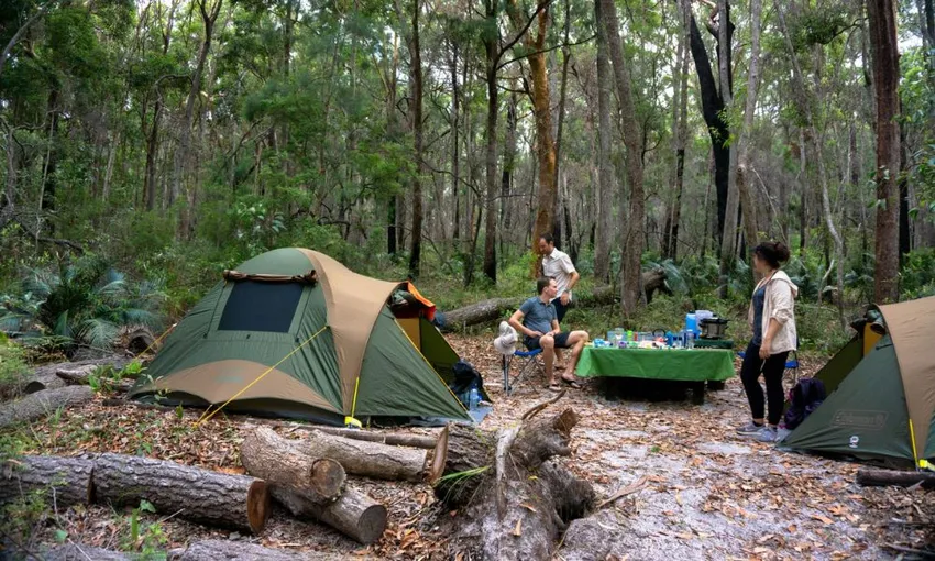 3 Day Fraser Island Southern Lakes Adventure Hike - Hervey Bay - For 2