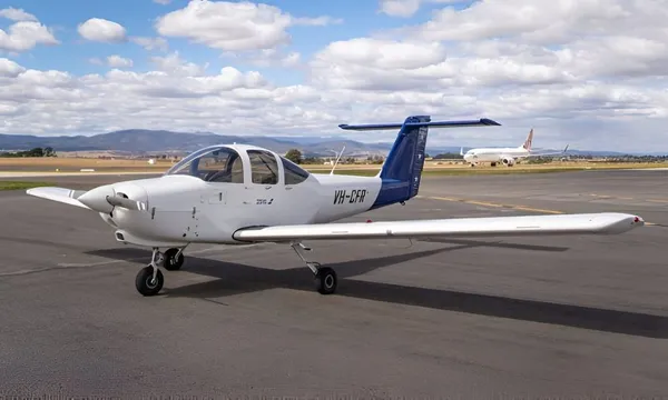 Launceston Light Aircraft Flying Lesson, 30 Minutes