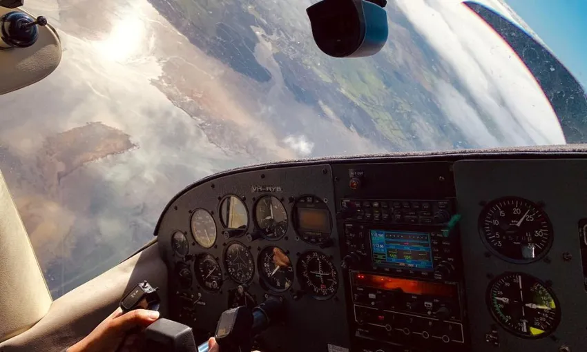 Launceston Light Aircraft Flying Lesson, 30 Minutes