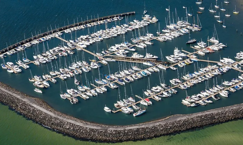 Port Phillip Bay Coastline Private Helicopter Flight, 12 Minutes - For up to 5