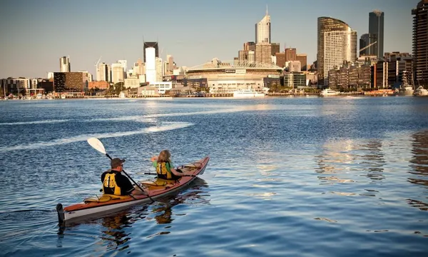 Melbourne City Moonlight Kayak Tour